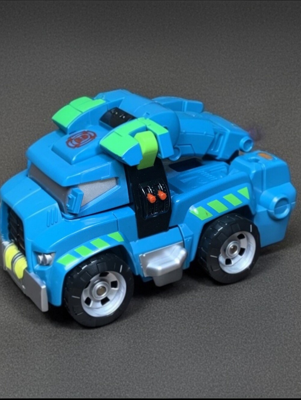 Hasbro Transformers Rescue Bot Hoist The Tow Bot Playskool Rescue Bots Truck